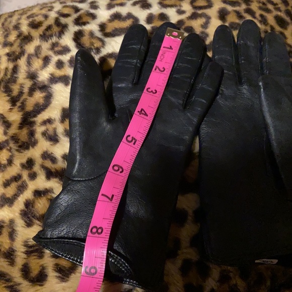 Super-soft black leather gloves w/plush fur-like lining (slim fit, size M) - Picture 4 of 6